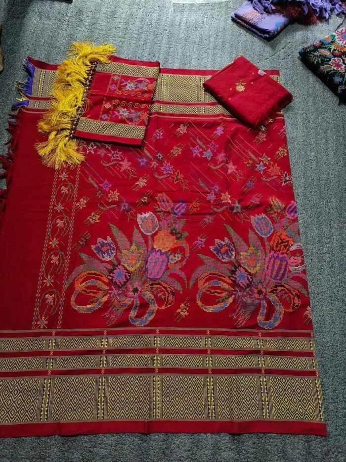 Dakmanda dark red rose 3 set | rose flower | local loom | cash on delivery available