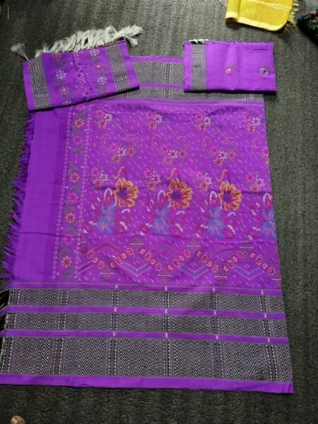 Dakmanda 3 set |  double boder beautiful dakmanda | local handloom | cash on delivery