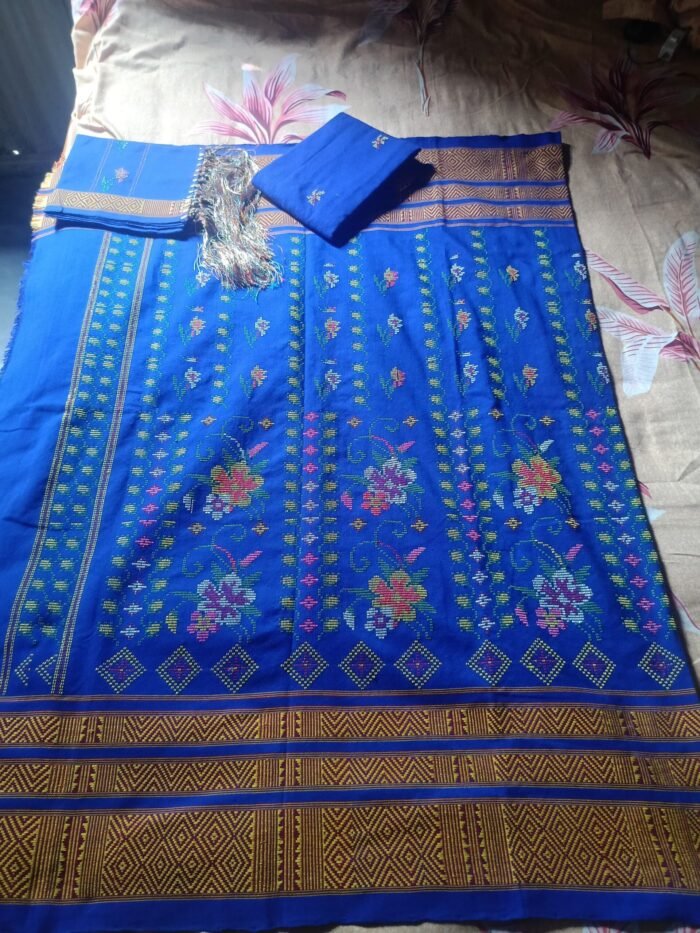 Dakmanda 3 piece | handloom | acrylic yarn | cash on delivery available